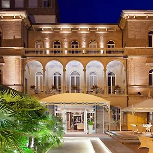**** Hotel Adriatica Ambienthotels Italie